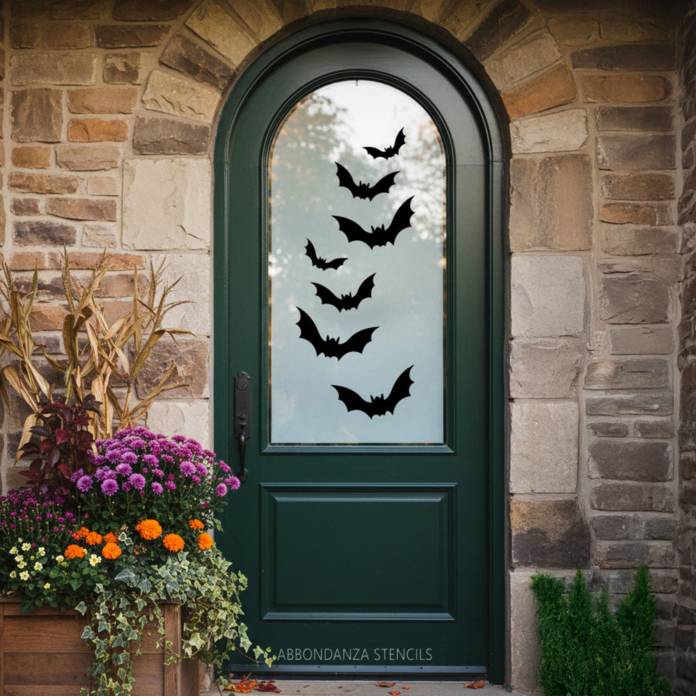 Stencil Flying Bats, vleermuizen sjabloon Abbondanza op een deur