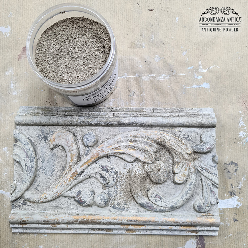 Antiquing Powder Dusty Umber voorbeeld