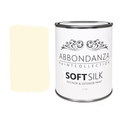 Lak Soft Silk Creamy White is een crèmekleur met een vanille ondertoon, een mooi klassiek witte tint