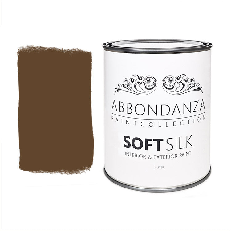 Lak Soft Silk Mocha is een mokkabruine kleur met een warme ondertoon